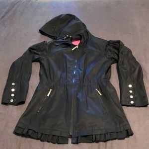 Black Betsey Johnson Rain Coat. Size Women’s large